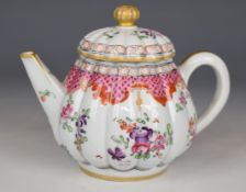 Chinese famille rose lobed teapot, H11cm