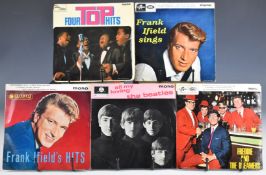 Approximately four hundred mainly 1960s Pop / Beat / Rock 'n' Roll 7