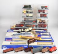 Jouef H0 / 00 gauge model railway items comprising five locomotives together with over thirty