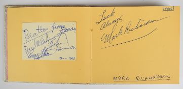 [Beatles] Autograph album containing signatures of The Beatles (John Lennon, Paul McCartney,