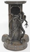 The Bradford Exchange / 20th Century Fox 'Alien' illuminated LED sculptural clock, limited