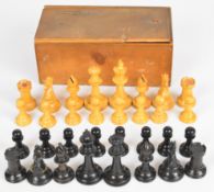 Staunton style boxwood and ebony chess set, height of king 8cm