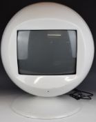 Space helmet style retro TV with 35cm (14