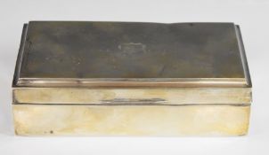 George V hallmarked silver cigarette case with engraved 1919-29, dragon and motto ardvvs ad solem,