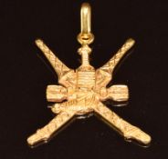 An 18k gold pendant in the form of the national emblem of Oman, 10.9g, 4cm