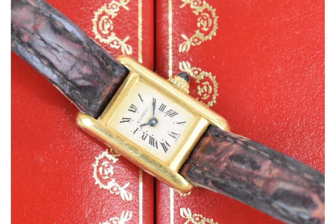 Cartier Tank 18ct gold ladies wristwatch ref. 828001 with blued hands, black Roman numerals, - Image 4 of 14
