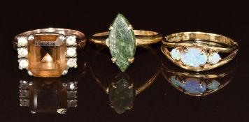 Three 9ct gold rings set with jadeite, quartz and opals, 8g, size N & O