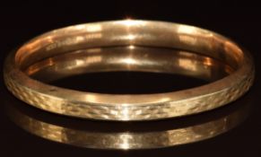 Art Deco 9ct gold flapper bracelet with engine turned decoration, Chester 1924, 13.3g, 7cm