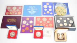 Two Royal Mint 1977 proof silver crowns, 1978 Bahamas proof silver $10 coin and six British coin