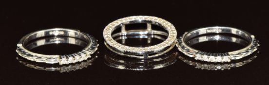 Three 9ct white gold rings, 5.7g, size N & I