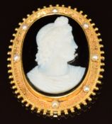 Victorian brooch set with an onyx cameo depicting Apollo Belvedere within a pearl border, tests at