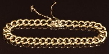 A 9ct gold curb link bracelet, 43.5g, 22cm