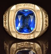A 9ct gold ring set with a synthetic sapphire, 12g, size P