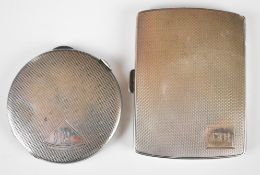 Art Deco hallmarked silver cigarette case with engine turned decoration, London 1935, maker Thomas