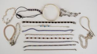 Sixteen silver bracelets including bangle, opal, tanzanite, etc