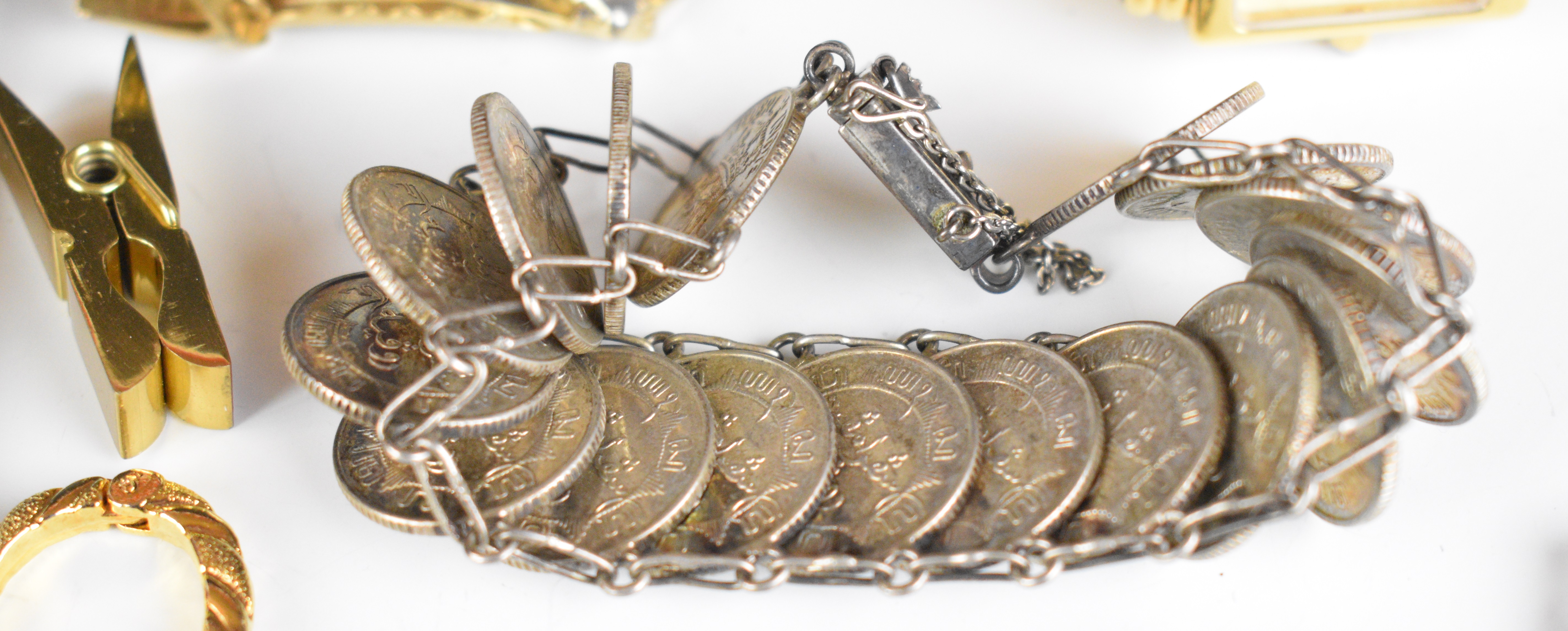 A collection of jewellery and watches including Raymond Weil watch, coral necklace, silver - Image 8 of 12