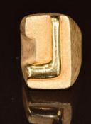 An 18ct gold ring by Burle Marx, 12g, size J
