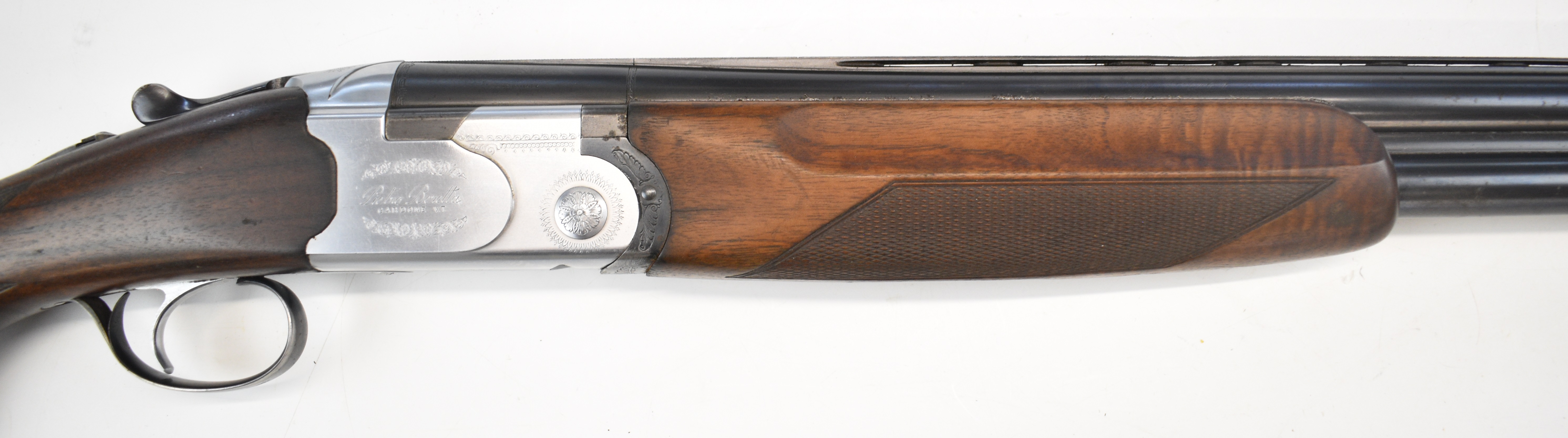 Beretta S685E 12 bore over and under ejector shotgun with engraved lock, underside, trigger guard, - Image 33 of 50