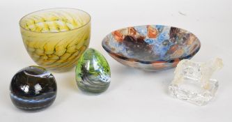 Five pieces of contemporary studio glass including two Siddy Langley paperweights, Neil Harris dog