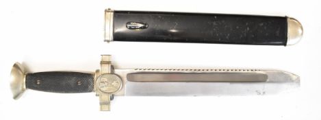 German WW2 Nazi Third Reich Red Cross hewer / dagger with chequered grip to front and smooth to