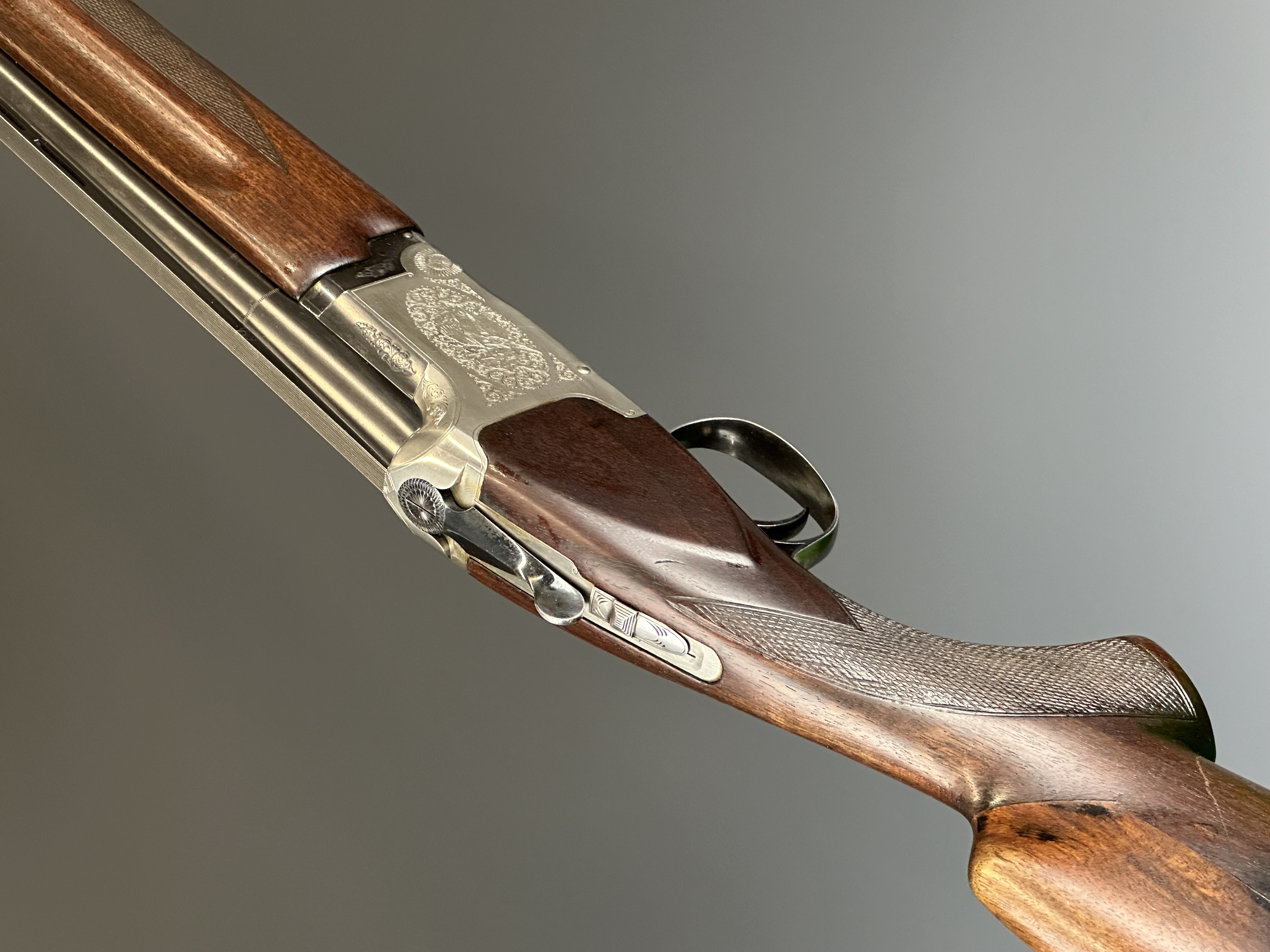 Winchester 101 XTR Lightweight 12 bore over and under ejector shotgun with engraved scenes of - Image 2 of 27