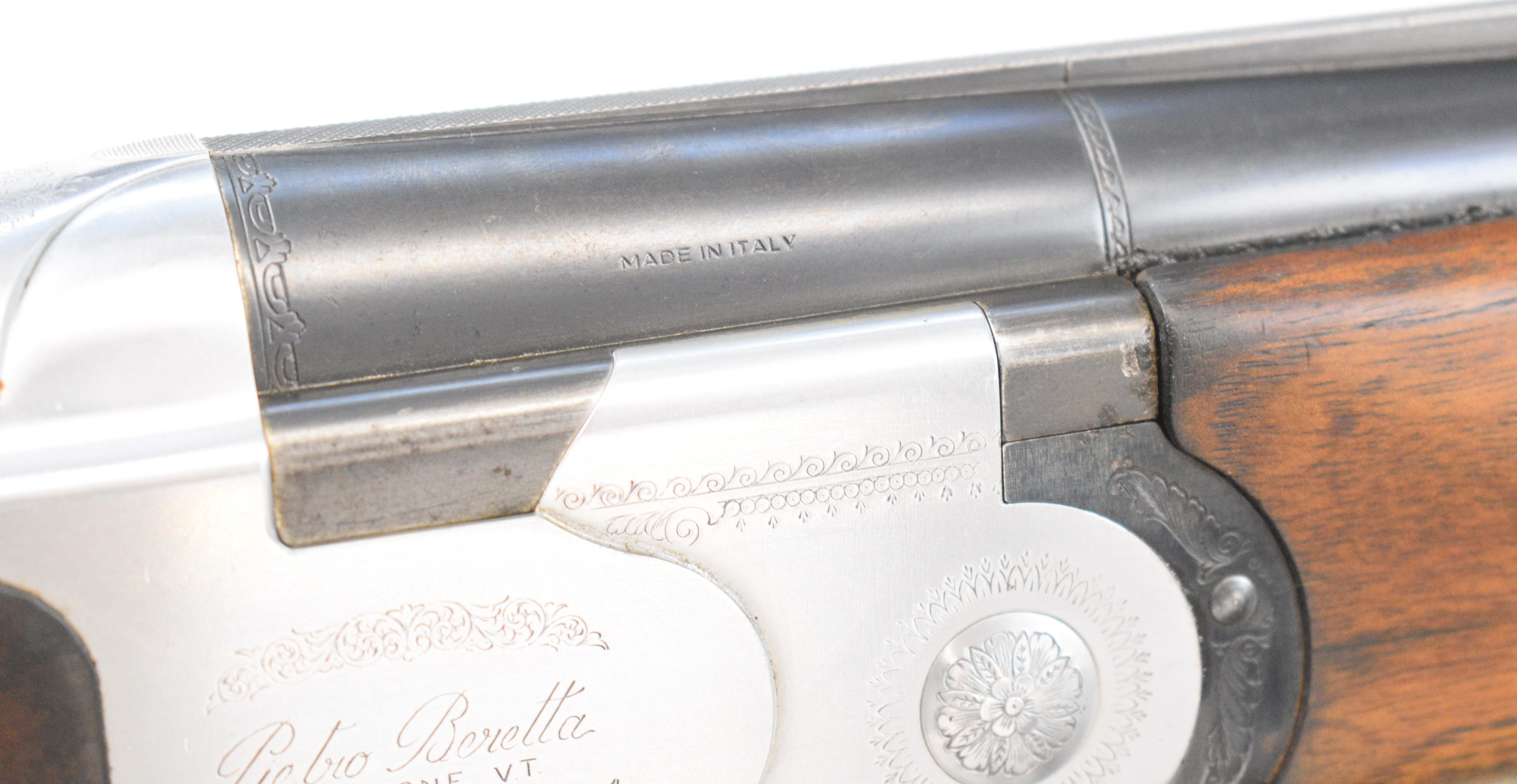 Beretta S685E 12 bore over and under ejector shotgun with engraved lock, underside, trigger guard, - Image 43 of 50