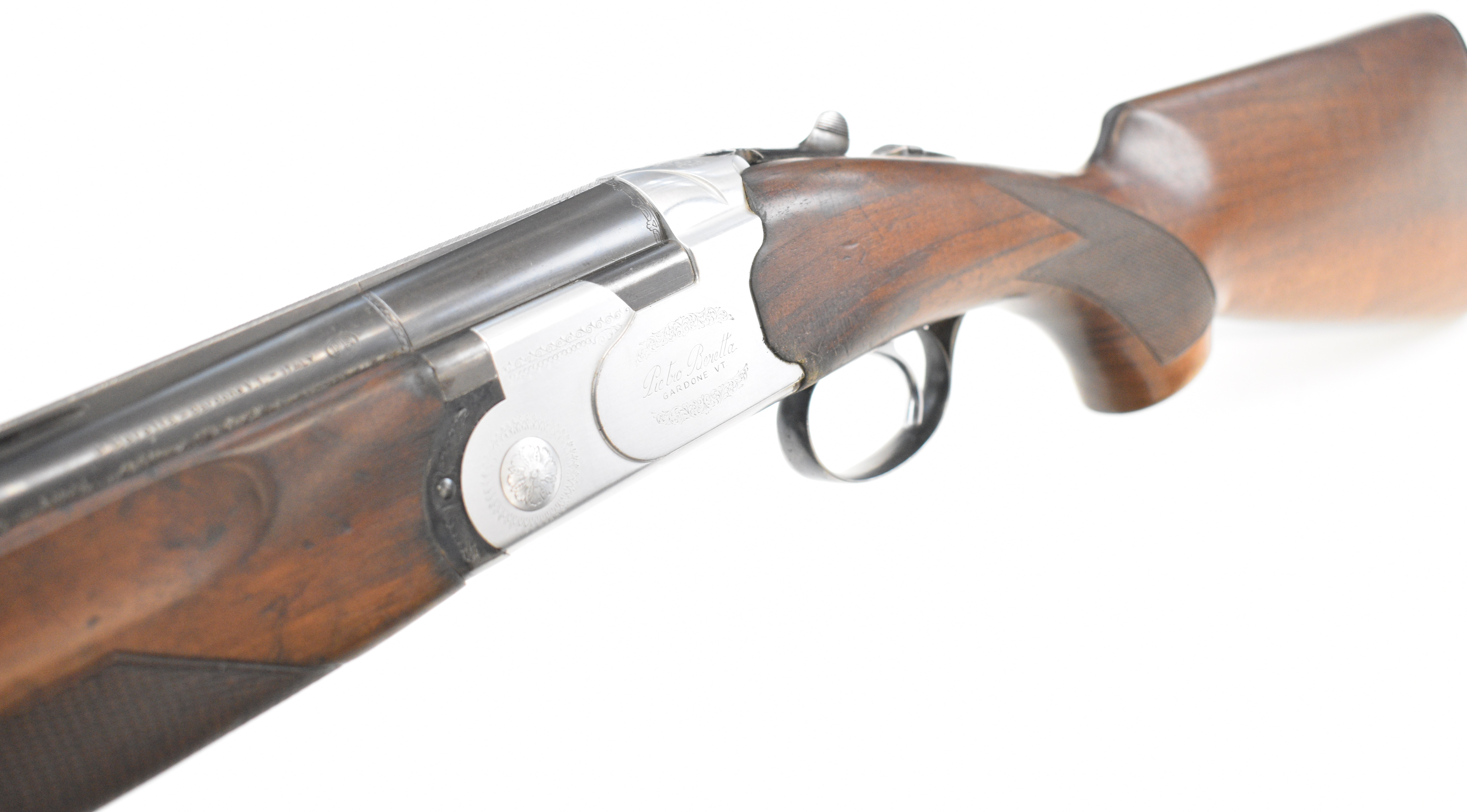 Beretta S685E 12 bore over and under ejector shotgun with engraved lock, underside, trigger guard, - Image 19 of 50