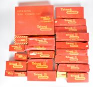 Tri-ang 00 gauge model railway items comprising track, rolling stock and station accessories, some