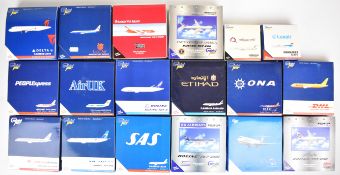 Eighteen Gemini Jets 1:400 scale diecast model aeroplanes to include Etihad Airbus A330-200, Ona