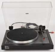 Linn Axis turntable record player with Linn Akito arm, 025118.