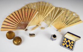 Cased set of buttons for Hong Kong and Shanghai Polo Club, by Firmin and Sons, fans with bone