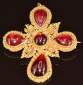 A c1820 gold Cannetille pendant/ brooch set with foiled garnets, 10.7g, 4.8 x 4.2cm