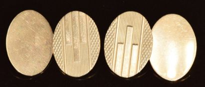 A pair of 9ct gold cufflinks with textured decoration, 6.6g
