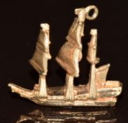 A 9ct gold charm/ pendant in the form of a ship, 4.7g