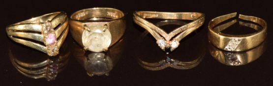 Three 9ct gold rings set with paste, sapphire and cubic zirconia, pink sapphire and diamonds (7g,
