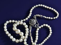 A single strand pearl necklace of 102 natural saltwater pearls, the largest 8mm and smallest 1.8-