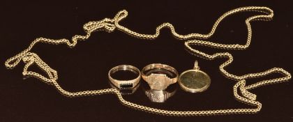 Two 9ct gold rings, 9ct gold pendant and yellow metal chain, 7.6g
