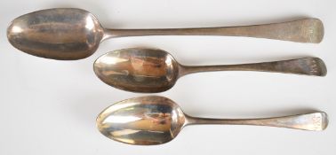 Georgian hallmarked silver Old English pattern basting spoon, London, date letter indistinct,