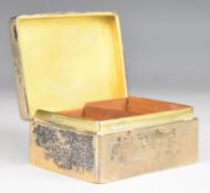Goldsmiths & Silversmiths Co Ltd Victorian or Edward VII hallmarked silver cigarette box, London