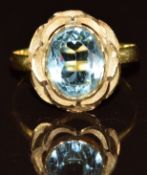 An 18k gold ring set with paste, 1.9g, size L