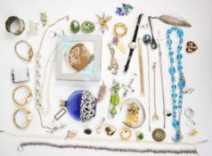 A collection of jewellery including silver brooches, pearl necklace, silver and diamond necklace,