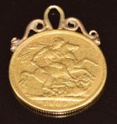 Edward VII 1909 gold full sovereign with pendant loop, 8.2g