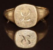 A 9ct gold signet ring, 3g, size J