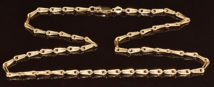 A 9ct gold necklace, 14.9g, 44cm
