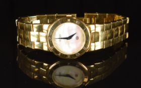 Gucci ladies wristwatch ref. 3300L with black hands, mother of pearl dial, Roman numerals to the