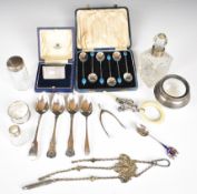 Hallmarked silver items comprising Mappin & Webb hallmarked silver napkin ring in fitted case,