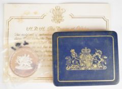 A cased silver HRH Prince of Wales Investiture silver commemorative coin medal, with certificate,
