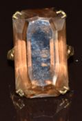 A 9ct gold ring set with smoky quartz, 9.9g, size N