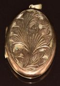 A 9ct gold locket with engraved decoration, 11g, 2.6 x 4.3cm