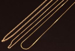 Two 9ct gold chains and a 9ct gold bracelet, 4.8g